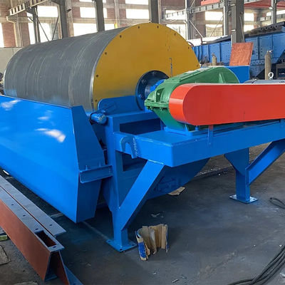 kopen Volledig automatisch natte magnetische scheiderconveyor geïnduceerde rol magnetische scheider online vervaardiging